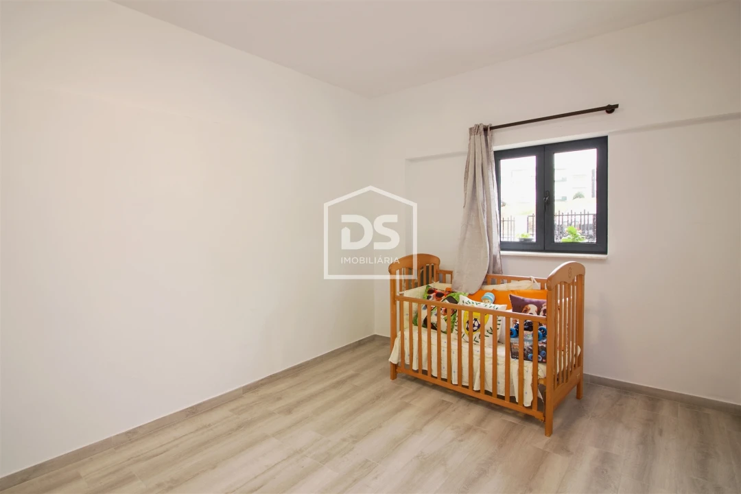 Moradia T3 para Venda em Caide de Rei Foto 8