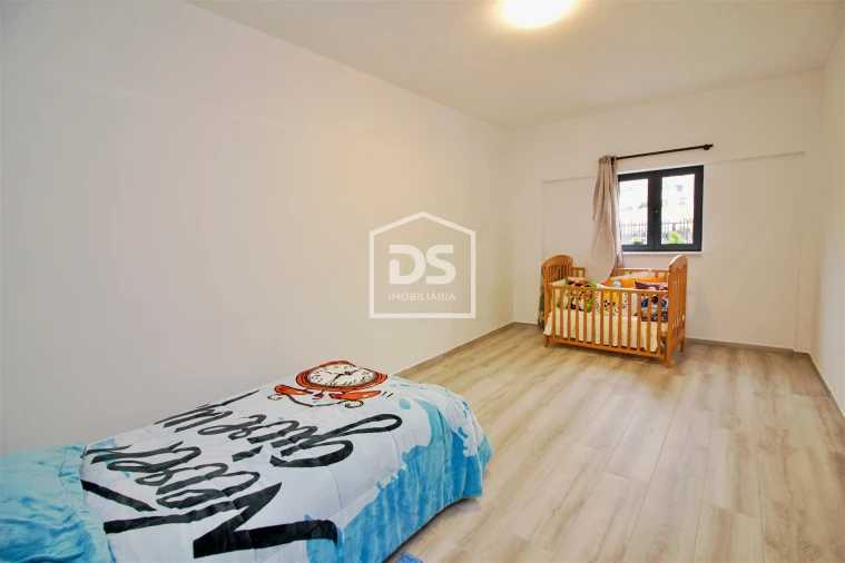 Moradia T3 para Venda em Caide de Rei Foto 7