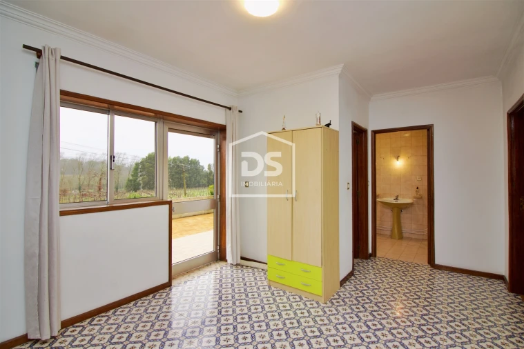 Moradia T3 para Venda em Caide de Rei Foto 17