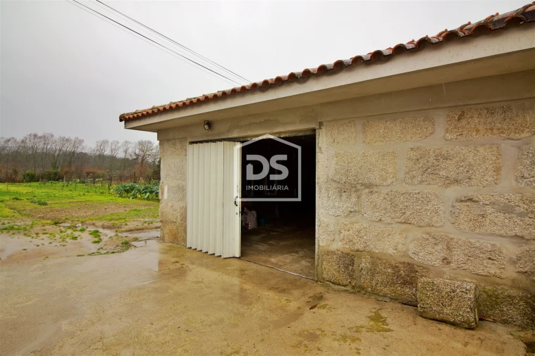 Moradia T3 para Venda em Caide de Rei Foto 29