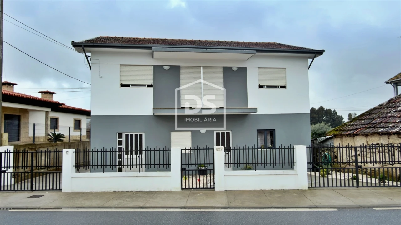 Moradia T3 para Venda em Caide de Rei Foto 1