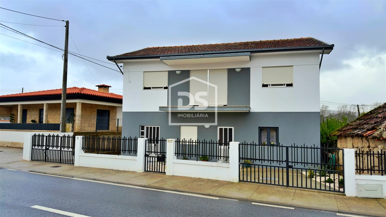 Moradia T3 para Venda em Caide de Rei Foto 3