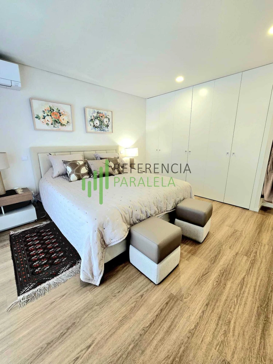 Moradia T4 para Venda em Vermelha Foto 17