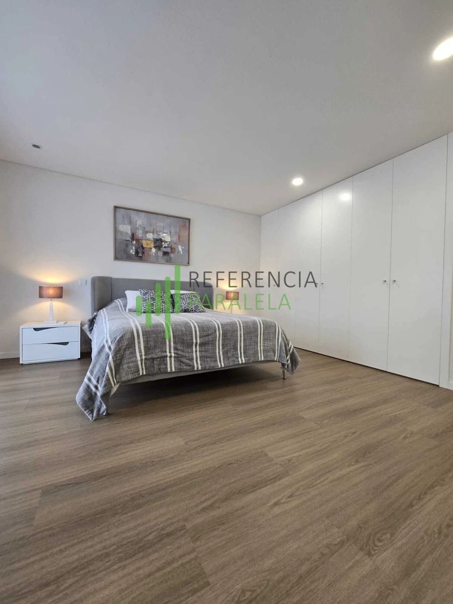 Moradia T4 para Venda em Vermelha Foto 20