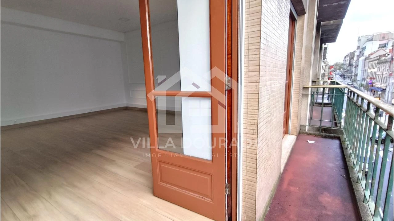 Escritório para Venda em Cedofeita, Santo Ildefonso, Sé, Miragaia, São Nicolau e Vitória Foto 6