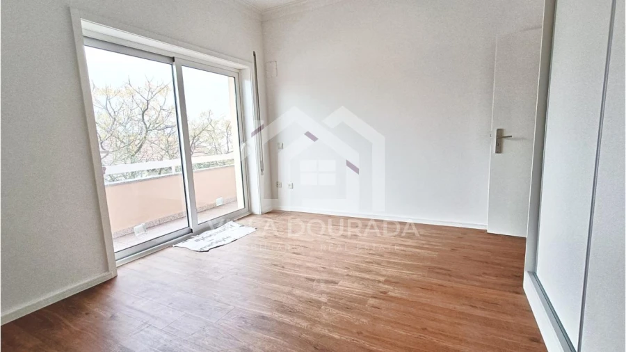 Apartamento T3 para Venda em Aguas Santas Foto 7