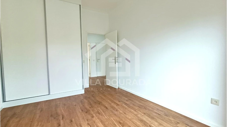 Apartamento T3 para Venda em Aguas Santas Foto 12