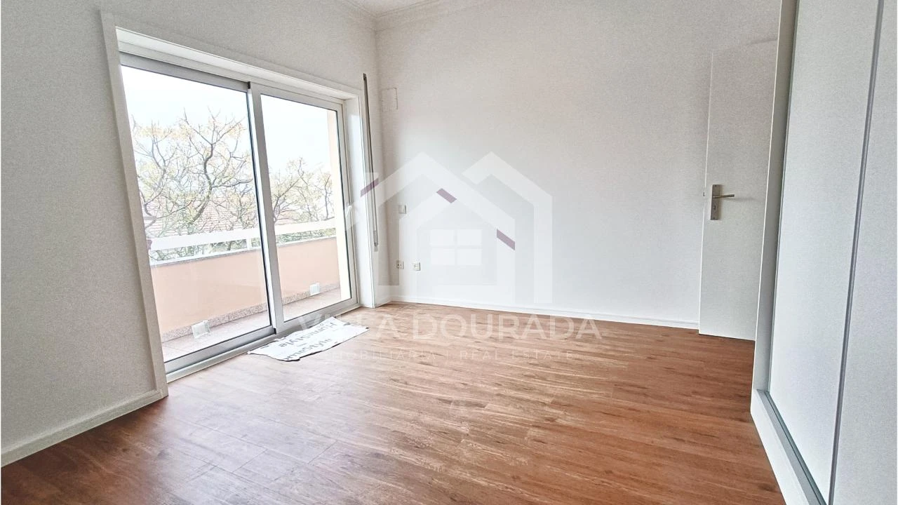 Apartamento T3 para Venda em Aguas Santas Foto 7