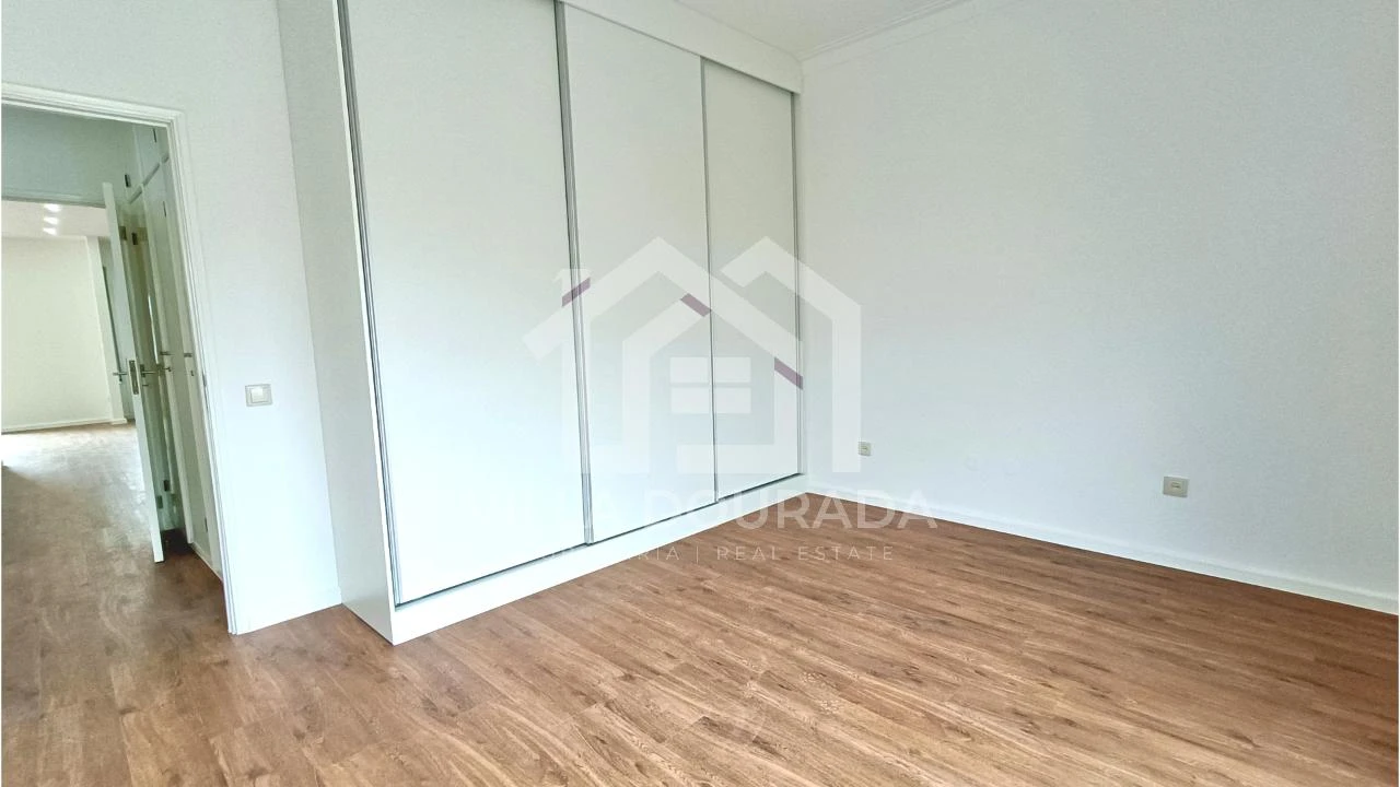 Apartamento T3 para Venda em Aguas Santas Foto 8