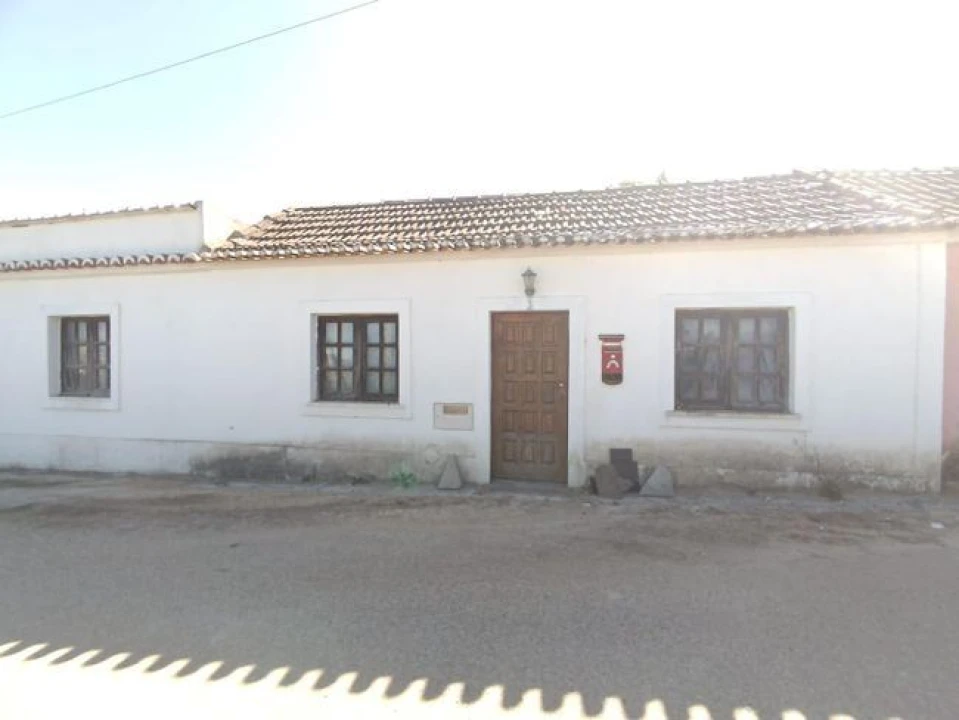 Moradia T2 para Venda em Ventosa Foto 1