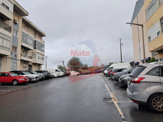 Loja para Venda em Alverca do Ribatejo e Sobralinho Foto 9