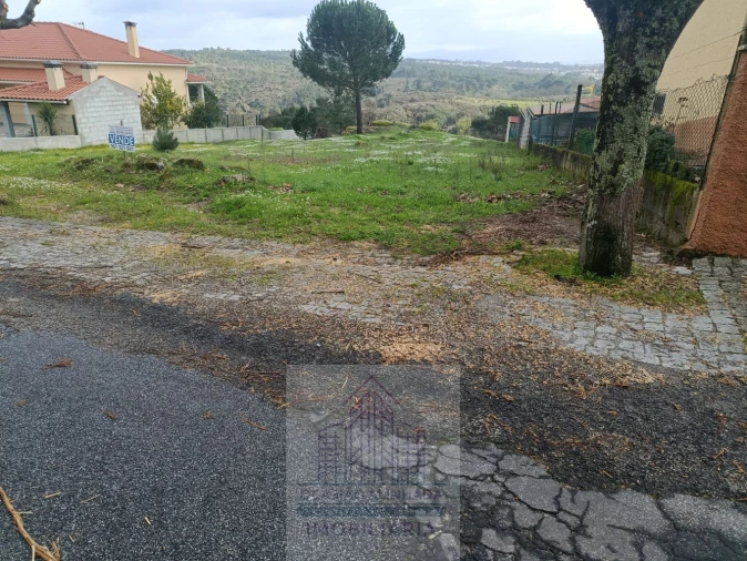 Terreno para Venda em Girabolhos Foto 13