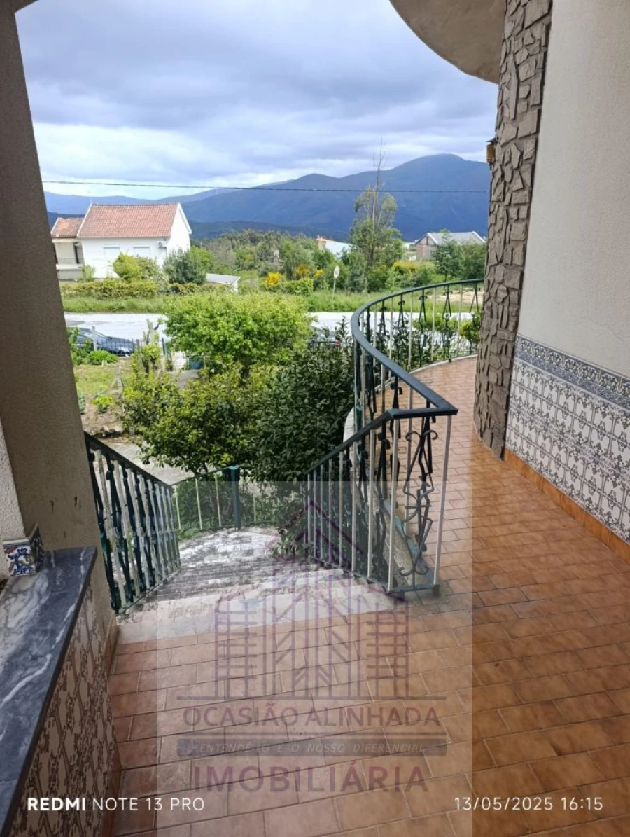 Moradia T3 para Venda em Nogueira do Cravo Foto 22