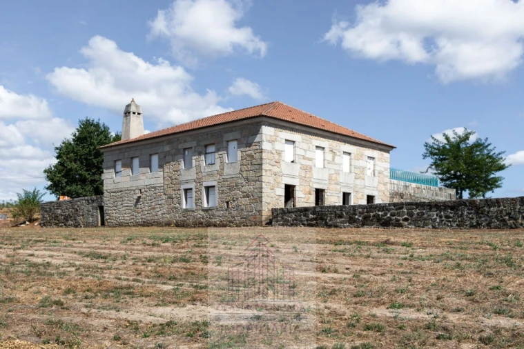 Quinta T8 para Venda em Travancinha Foto 27