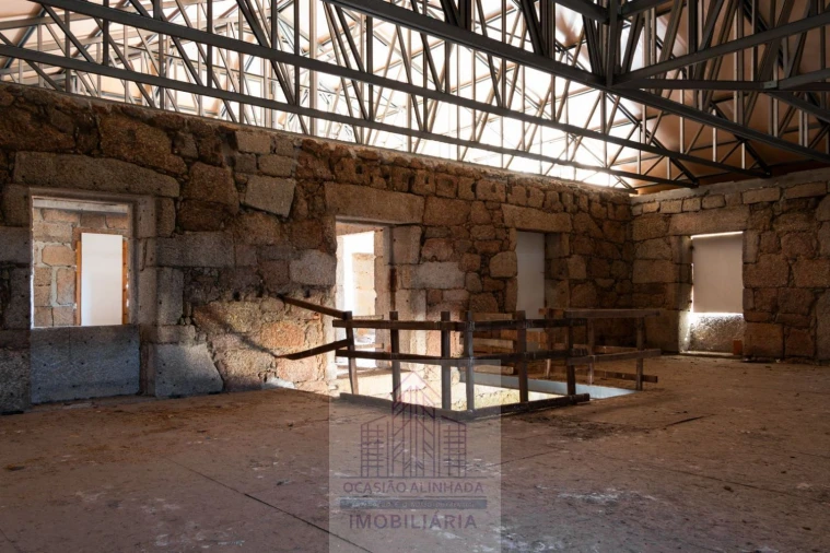 Quinta T8 para Venda em Travancinha Foto 12