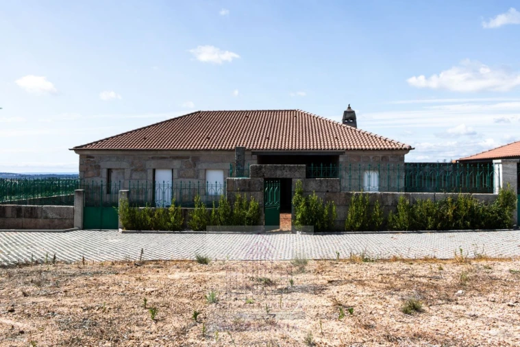 Quinta T8 para Venda em Travancinha Foto 11