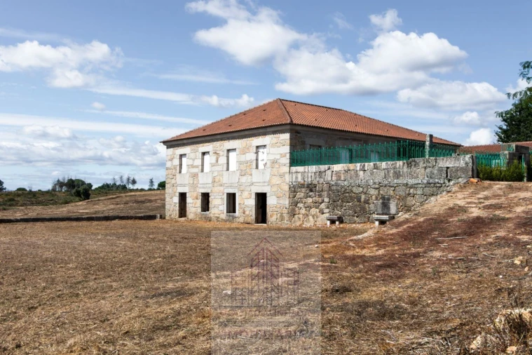 Quinta T8 para Venda em Travancinha Foto 21