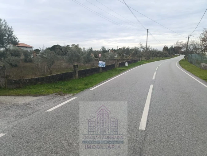 Terreno para Venda em Travanca de Lagos Foto 8