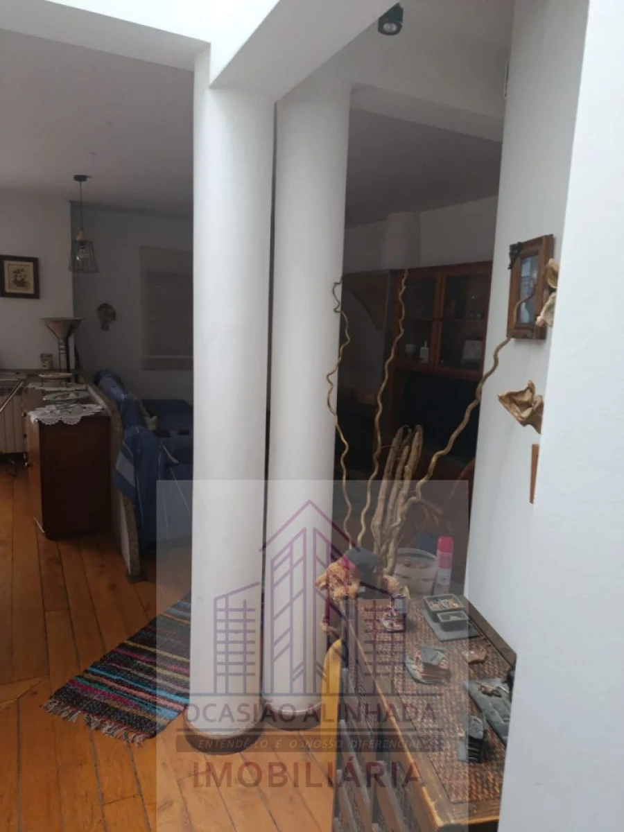 Apartamento T5 para Venda em Oliveira do Hospital e São Paio de Gramaços Foto 2