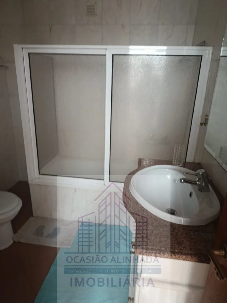 Apartamento T5 para Venda em Oliveira do Hospital e São Paio de Gramaços Foto 29