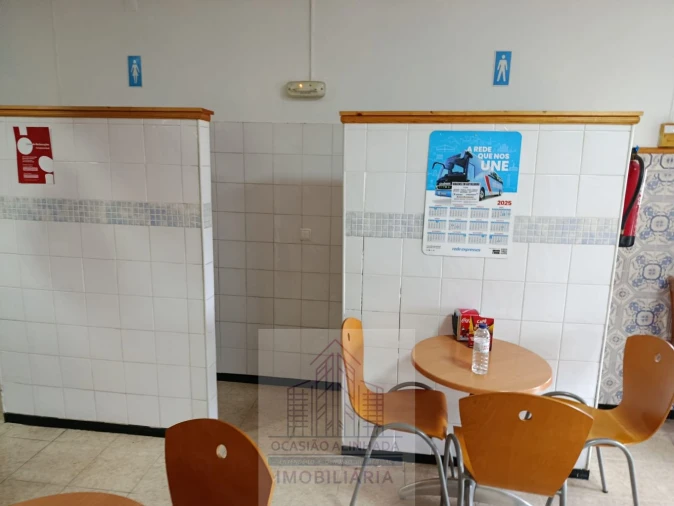 Loja para Trespasse em Seia, São Romão e Lapa dos Dinheiros Foto 15