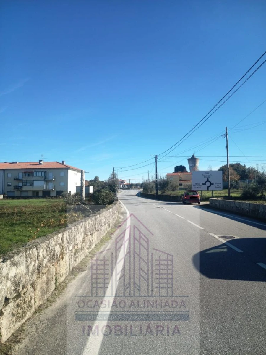 Terreno para Venda em Lagares Foto 9