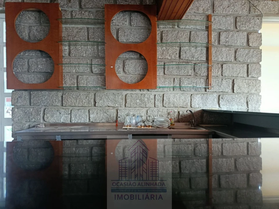 Loja para Arrendamento em Seia, São Romão e Lapa dos Dinheiros Foto 30