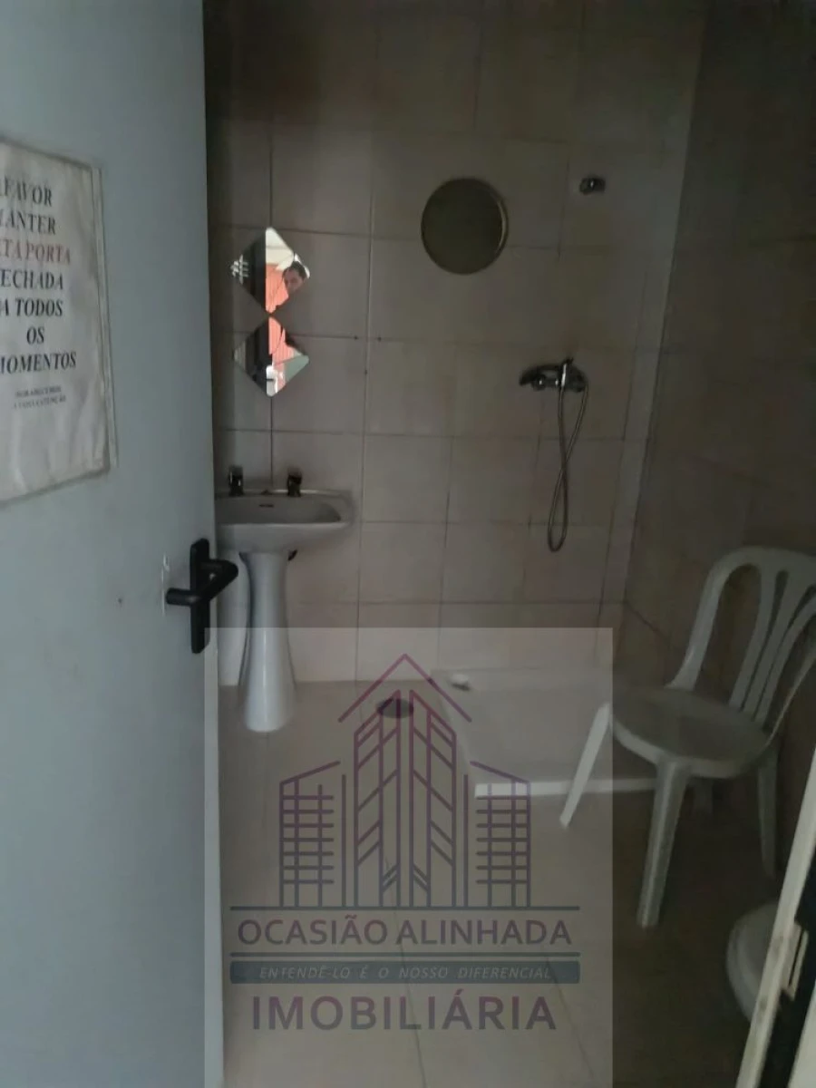 Loja para Arrendamento em Seia, São Romão e Lapa dos Dinheiros Foto 22