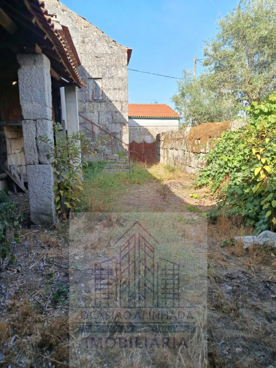 Moradia T3 para Venda em Seixo da Beira Foto 12