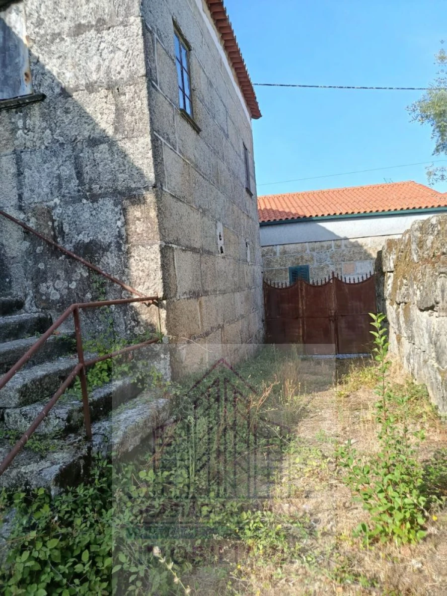 Moradia T3 para Venda em Seixo da Beira Foto 28