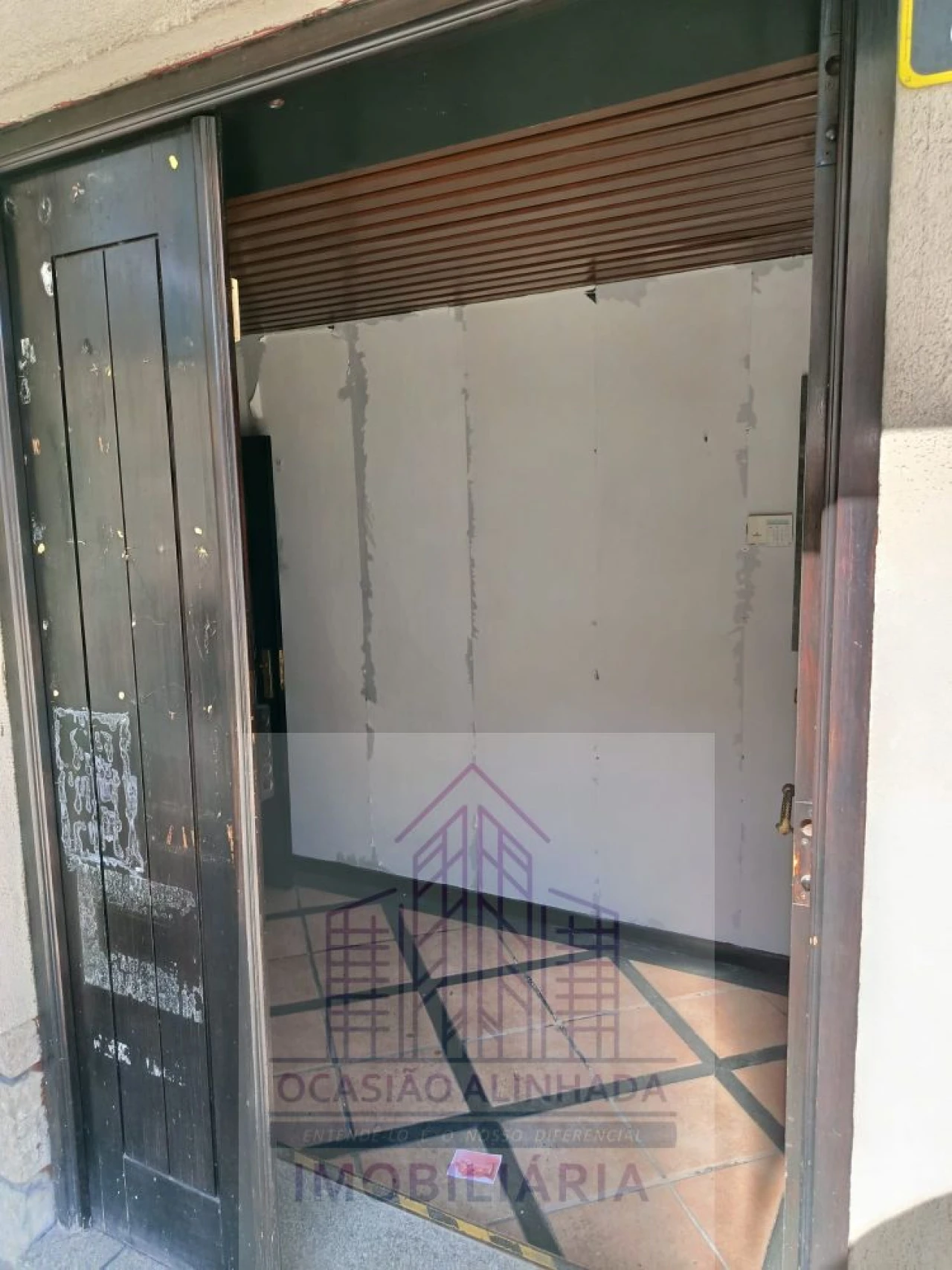 Loja para Venda em Oliveira do Hospital e São Paio de Gramaços Foto 25