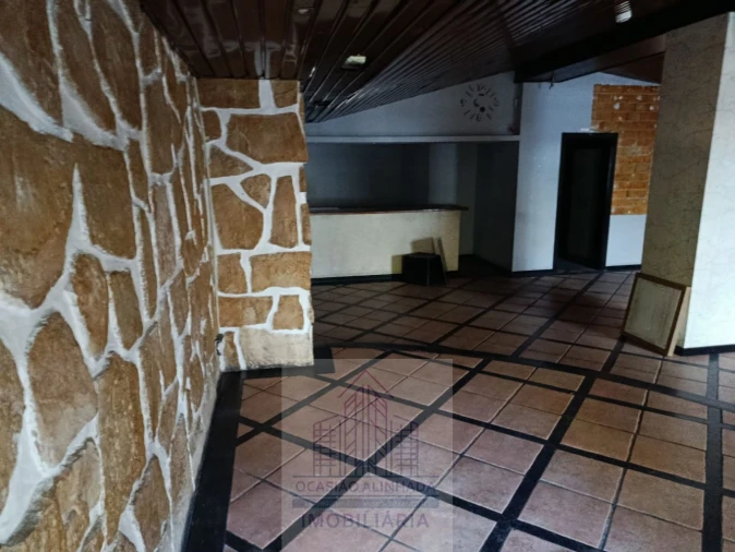 Loja para Venda em Oliveira do Hospital e São Paio de Gramaços Foto 3