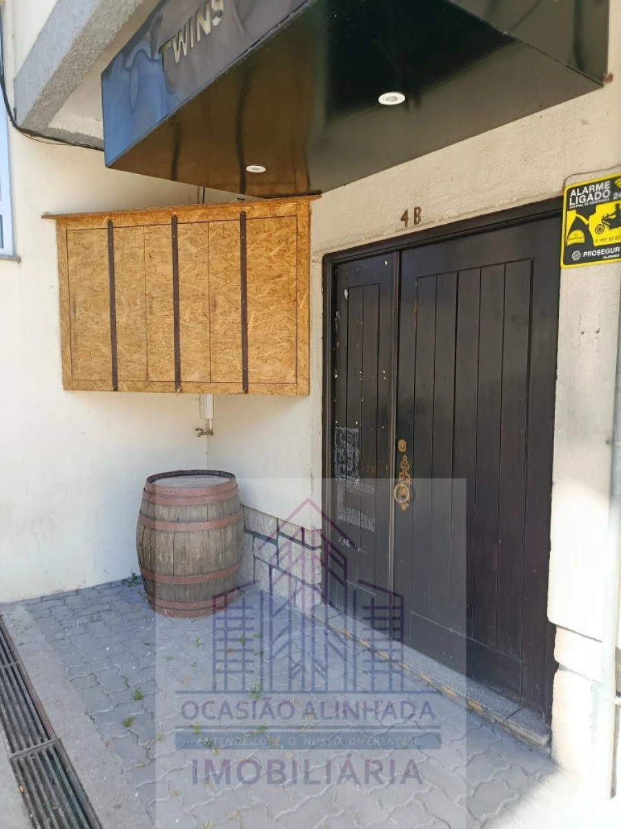 Loja para Venda em Oliveira do Hospital e São Paio de Gramaços Foto 6