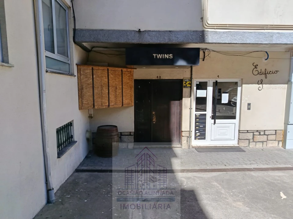 Loja para Venda em Oliveira do Hospital e São Paio de Gramaços Foto 23
