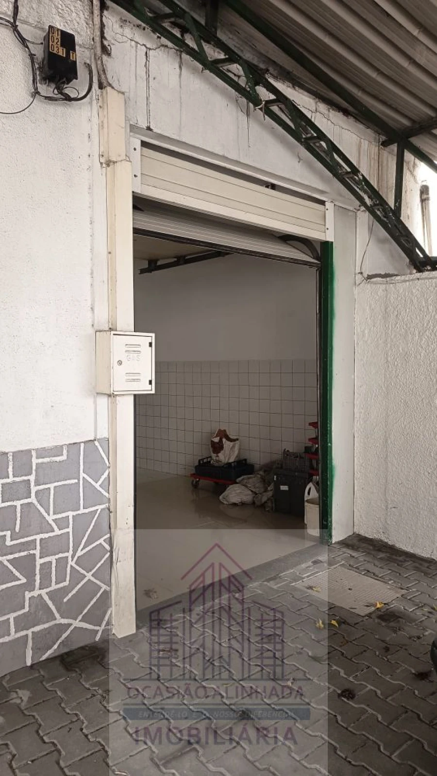 Loja para Trespasse em Seia, São Romão e Lapa dos Dinheiros Foto 10