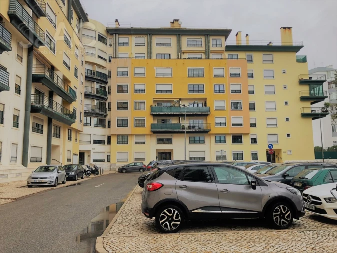 Garagem para Arrendamento em Cascais e Estoril