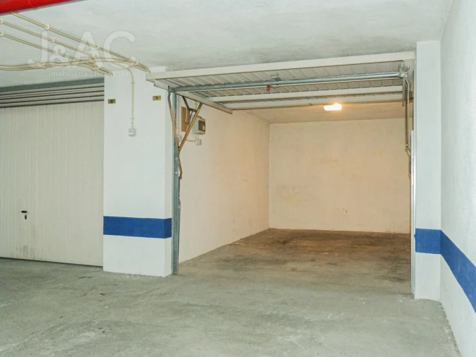 Garagem para Arrendamento em Cascais e Estoril Foto 3