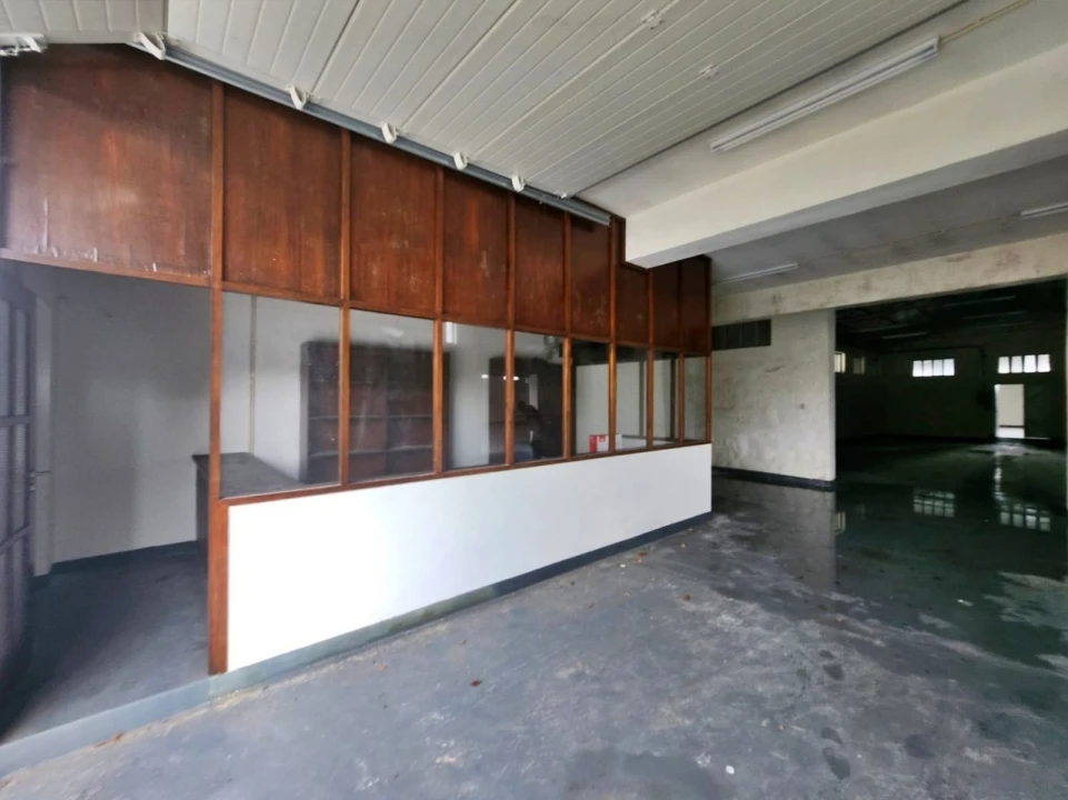 Armazém para Venda em Penamaior Foto 11