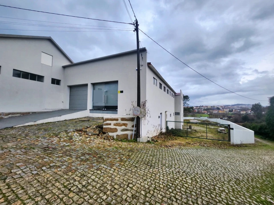 Armazém para Venda em Penamaior Foto 24