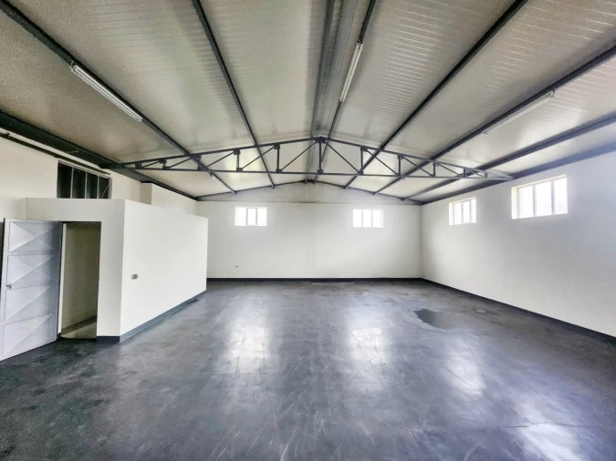 Armazém para Venda em Penamaior Foto 16