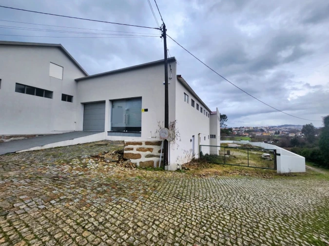Armazém para Venda em Penamaior Foto 24