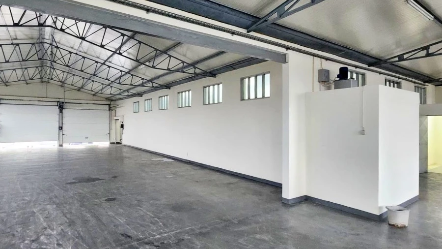 Armazém para Venda em Penamaior