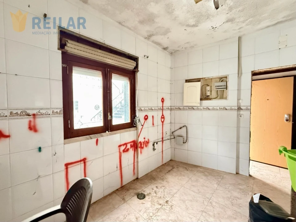 Moradia T2 para Venda em Vialonga Foto 12