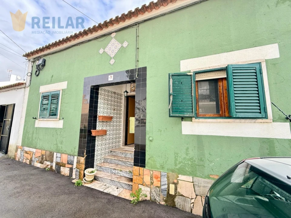 Moradia T2 para Venda em Vialonga Foto 36