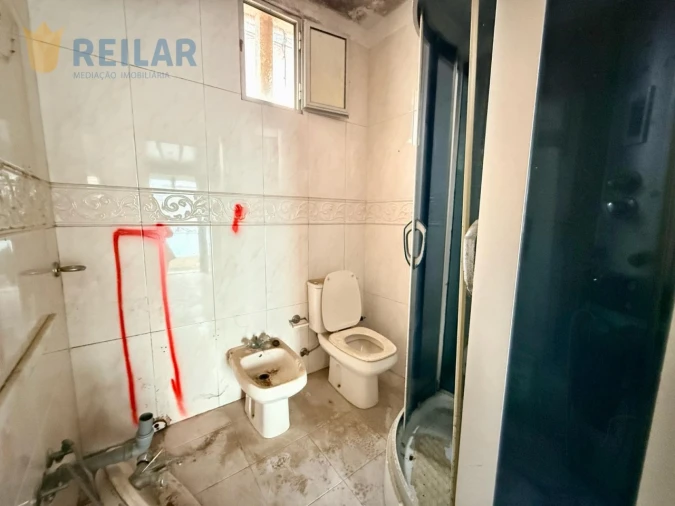 Moradia T2 para Venda em Vialonga Foto 29