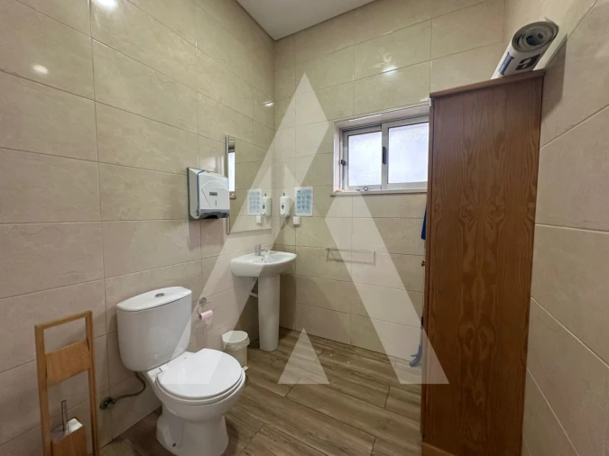 Loja para Arrendamento em Eixo e Eirol Foto 6