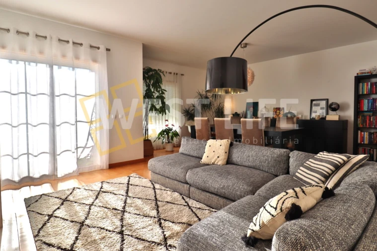 Apartamento T3 para Venda em Ericeira Foto 3