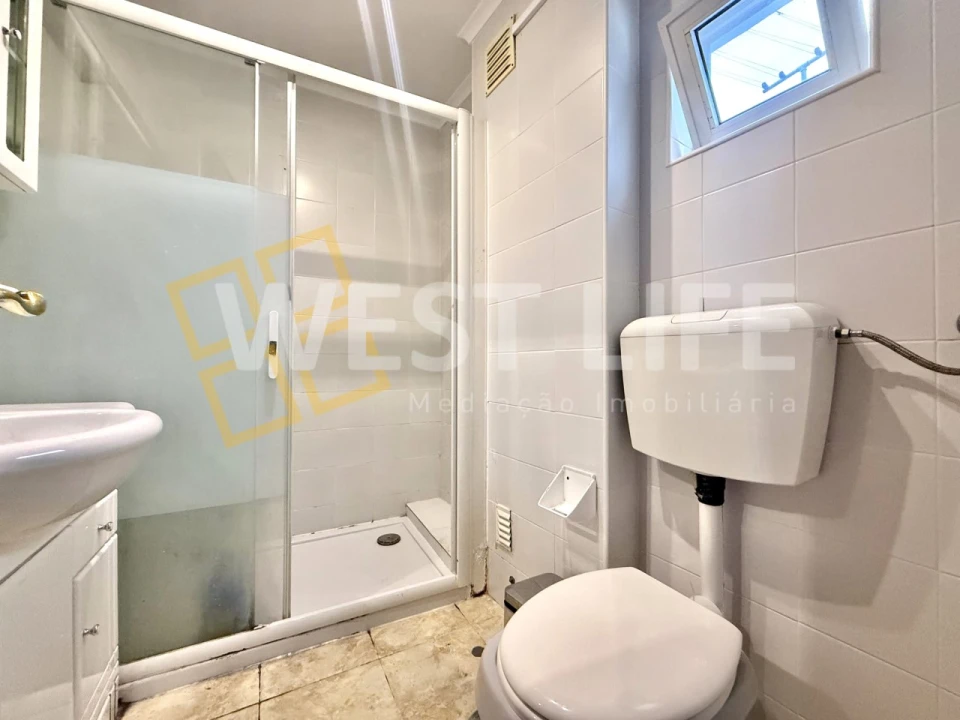 Apartamento T1 para Venda em Ericeira Foto 8