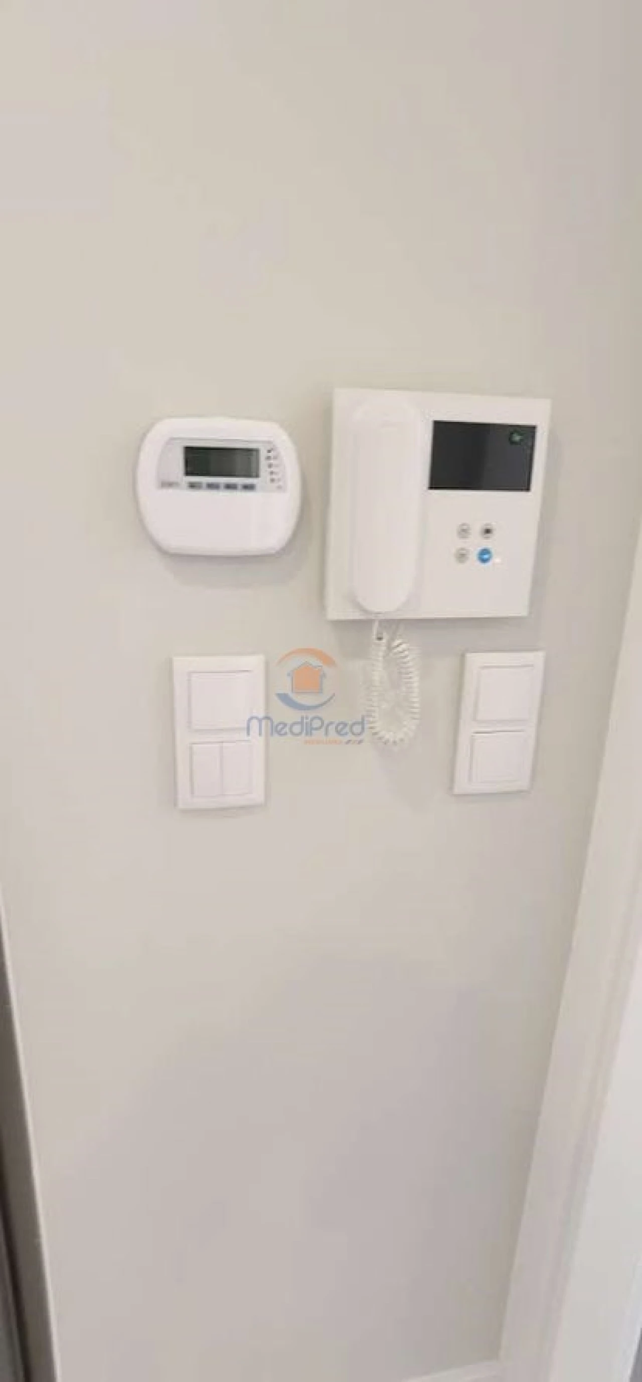 Apartamento T2 para Venda em Ramada e Caneças Foto 16