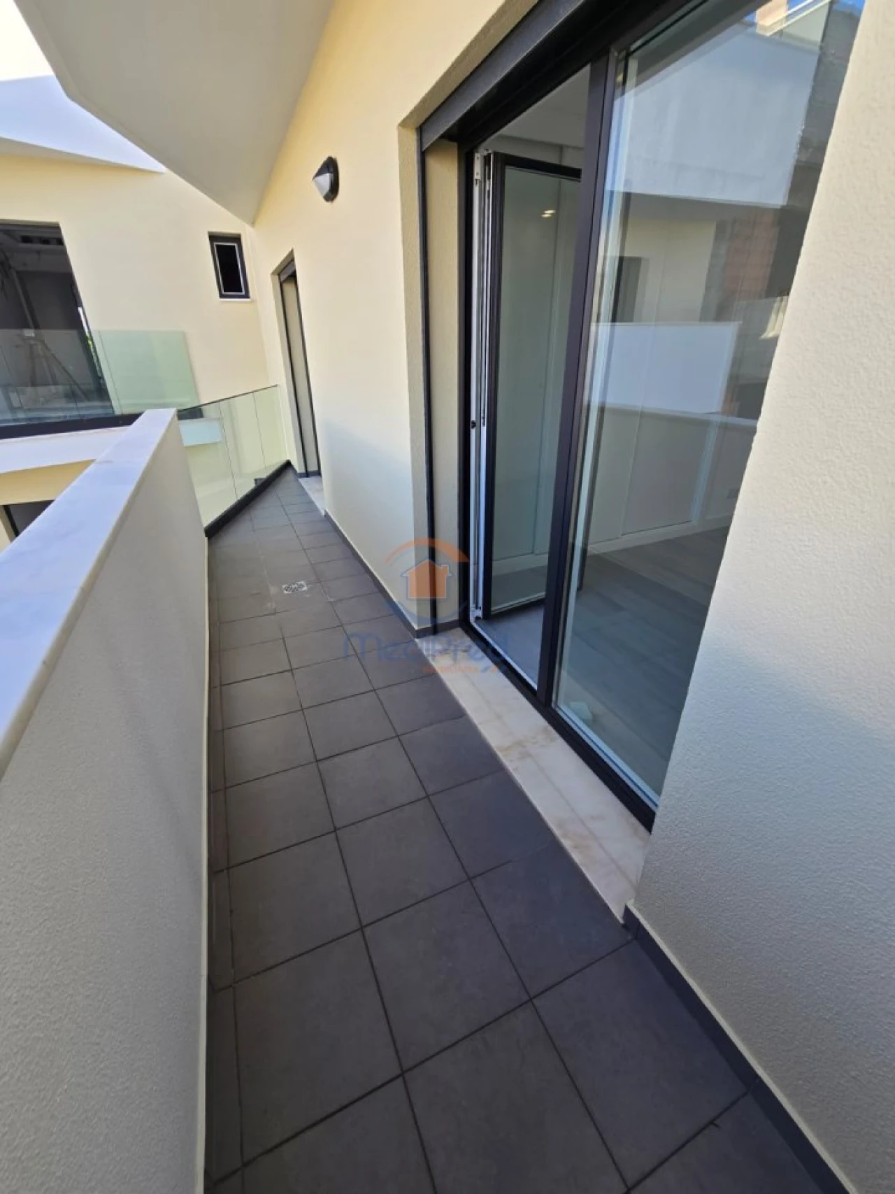 Apartamento T2 para Venda em Ramada e Caneças Foto 19